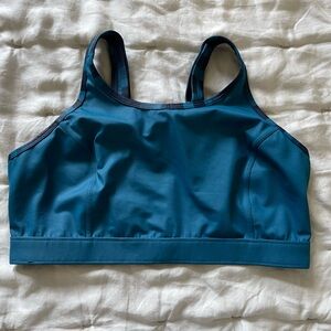 Titlenine women’s sports bra